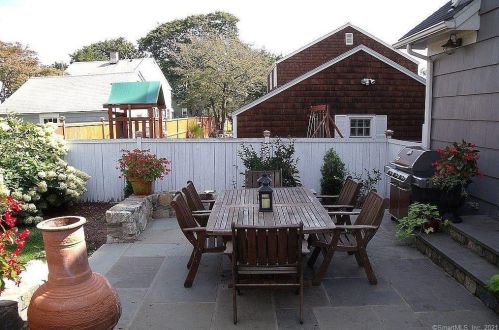 55 Hackley St, Bridgeport CT 06605-3150 exterior