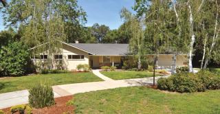 20201 Chateau Dr, Saratoga, CA 95070-4353