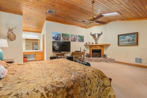 4858 Apopka Vineland Rd, Orlando FL 32818-8431 exterior