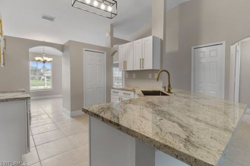 1626 16th St, Cape Coral, FL 33990-3835