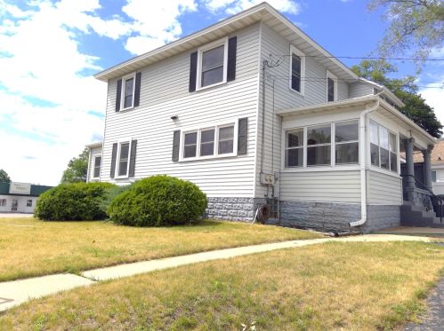 1104 Rose St, La Crosse, WI 54603-2538