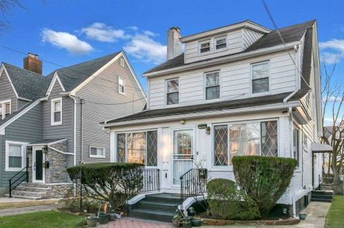 111-30 198th St, Jamaica, NY 11412-2118