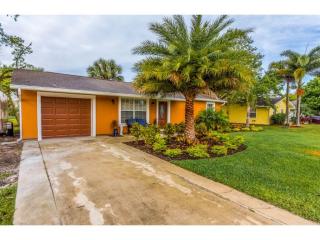 1131 Coverbrook Ln, Sebastian, FL 32958-5949