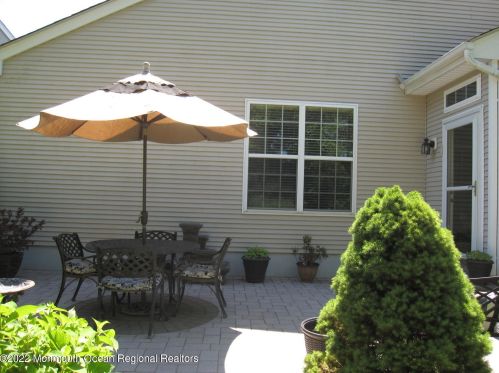 20 Plymouth Ct, Jackson Twp NJ  08527-6415 exterior