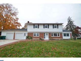 2775 Queen St, Easton, PA 18045-2458