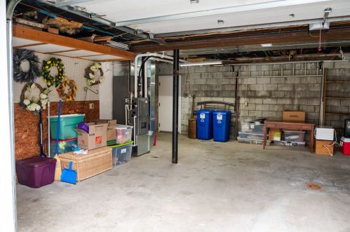 1224 Walnut St, Connellsville PA  15425-4972 exterior