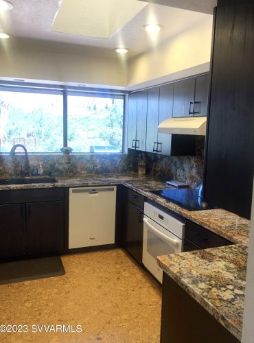 40 Pinon Dr, Sedona AZ 86336-5047 exterior