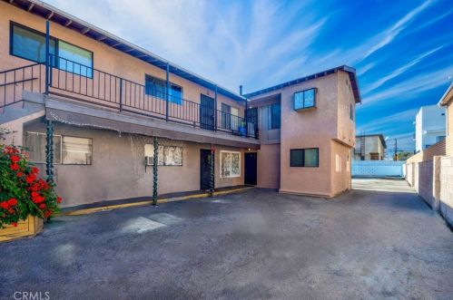 6827 Radford Ave, North Hollywood CA  91607-1323 exterior