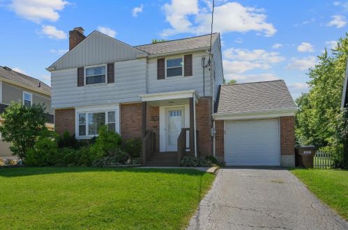 3747 Berkley Cir, Cincinnati, OH 45236-3315