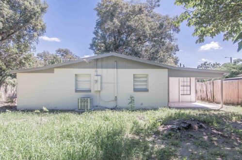 122 Atlas Dr, Apopka FL 32703-4781 exterior