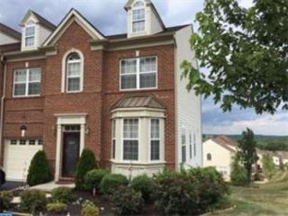 3163 Woods Edge Dr, Boothwyn PA  19060-6858 exterior
