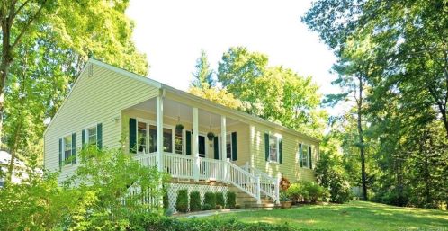 100 Old Kings Hwy, New Canaan, CT 06840-6414