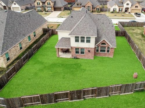 12118 Obsidian Ln, Mont Belvieu, TX 77535
