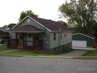 910 Hillcrest St, Parkersburg, WV 26101-7032