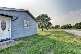 142 Marsha St, Waco, TX 76705-5089