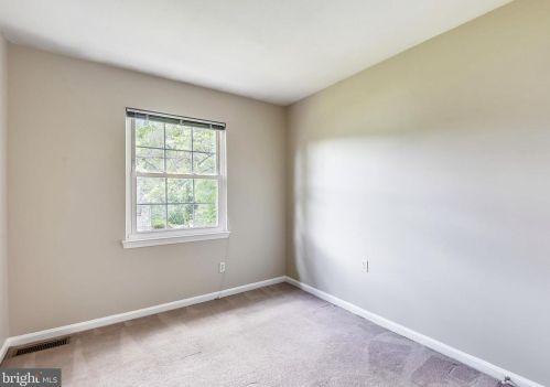 7702 Trevino Ln, Falls Church VA  22043-3507 exterior