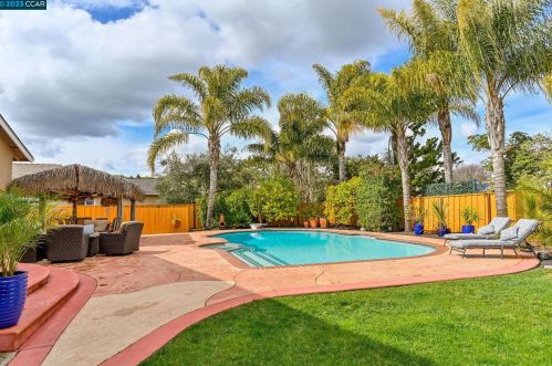 167 Franciscan Ct, Danville, CA 94526-3009