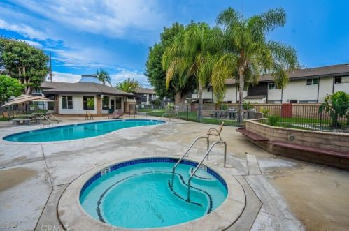 7100 Cerritos Ave, Stanton CA  90680-2003 exterior