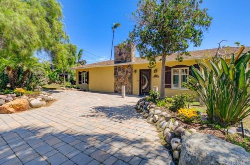 387 San Fernando St, San Diego, CA 92106-3335