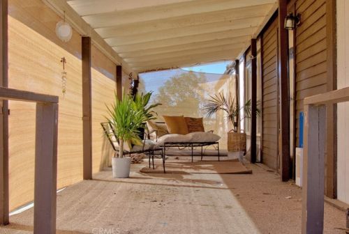 25372 Jerry Ln, Los Molinos, CA 96055-9666
