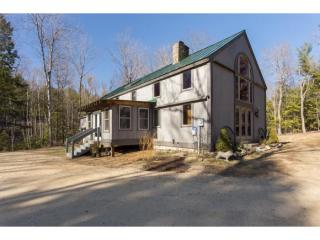 156 Mountain Rd, Deerfield, NH 03037-1545