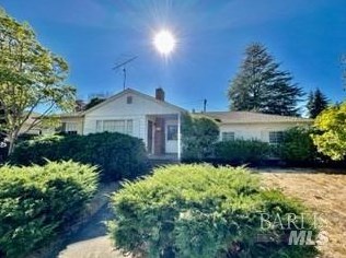 511 Yulupa Ave, Santa Rosa CA  95405-6802 exterior