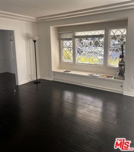 4246 Farmdale Ave, North Hollywood CA  91604-2938 exterior