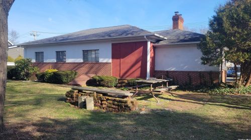 680 Wilson Blvd, Central Islip, NY 11722-4347