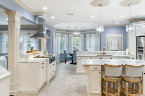 55 Chestnut St, Mount Sinai NY  11766-2326 exterior