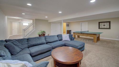 989 Villa Dr, Covington KY  41017-3774 exterior