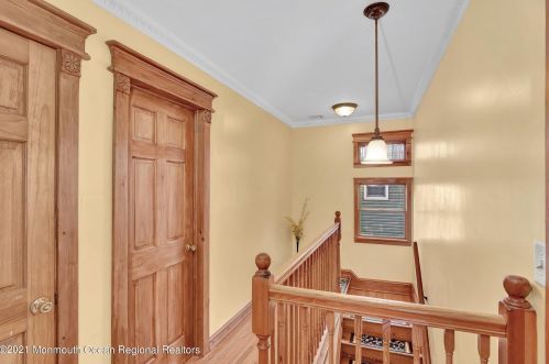 26 Northfield Ave, East Brunswick NJ  08816-3031 exterior