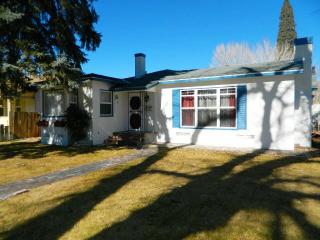 605 Elm St, Bishop, CA 93514-2505