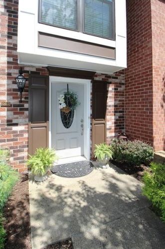 562 Thorncliffe Dr, Pittsburgh, PA 15205-1534
