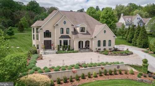 411 Red Clay Dr, Kennett Sq, PA 19348-2683