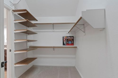 3108 Oak Meadow Dr, Lewisville TX  75028-7626 exterior