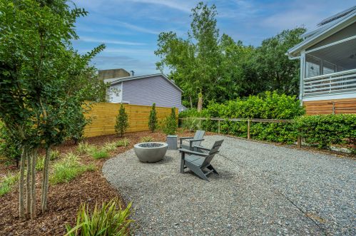 776 Gate Post Dr, Mount Pleasant SC  29464-4948 exterior