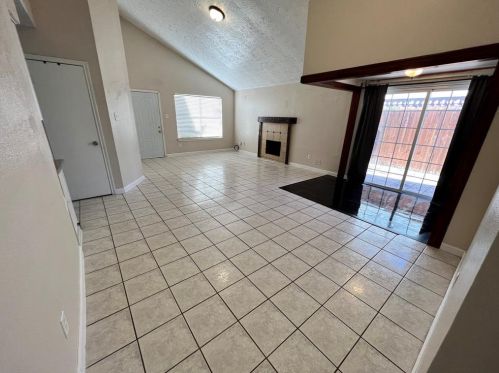15239 Peachmeadow Ln, Channelview, TX 77530-2166