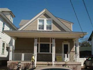 117 Glenwood Ave, Wildwood Crest, NJ 08260-2437