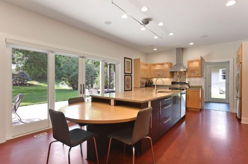 6812 Wooddale Ave, Minneapolis MN  55435-1635 exterior