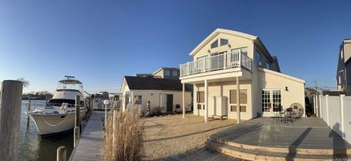 168 Lido Promenade, North Lindenhurst NY  11757-6737 exterior