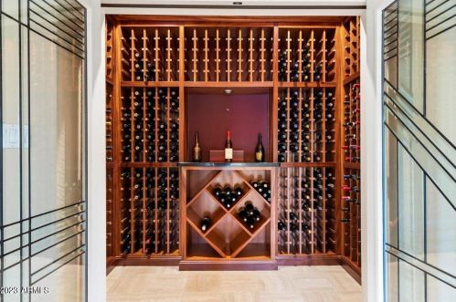 3301 Rovey Ave, Scottsdale AZ 85250-5824 exterior