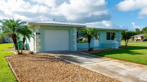 286 Dabney Dr, Fort Pierce, FL 34983-2051