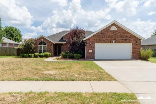 4719 Trail Dust St, Fayetteville, AR 72704-7670