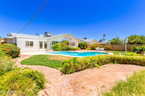 8513 Indianola Ave, Scottsdale AZ 85251-4924 exterior