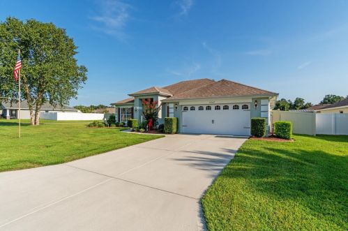 3967 99th St, Belleview FL  34420-7817 exterior