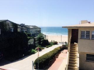 115 17th St, Manhattan Beach CA  90266-4631 exterior