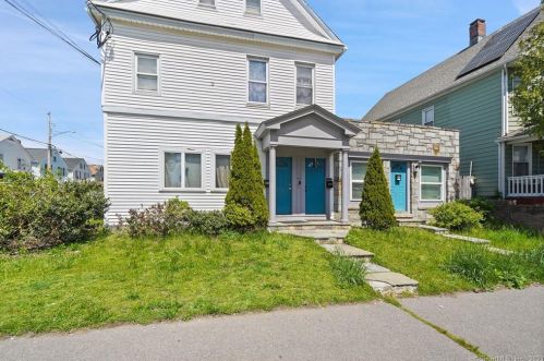 236 Lindley St, Bridgeport CT  06604-2910 exterior