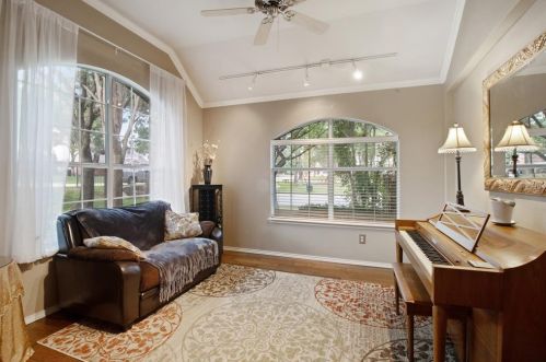 3516 Marquette Dr, Denton TX  76210-8735 exterior