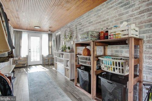 1024 Kercher Ave, Dauberville PA  19533-9389 exterior