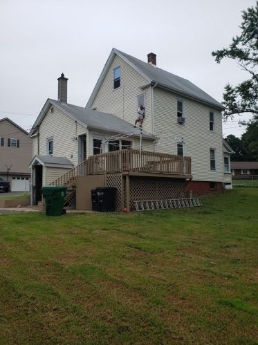 33 Factory St, Chicopee MA  01013-4044 exterior